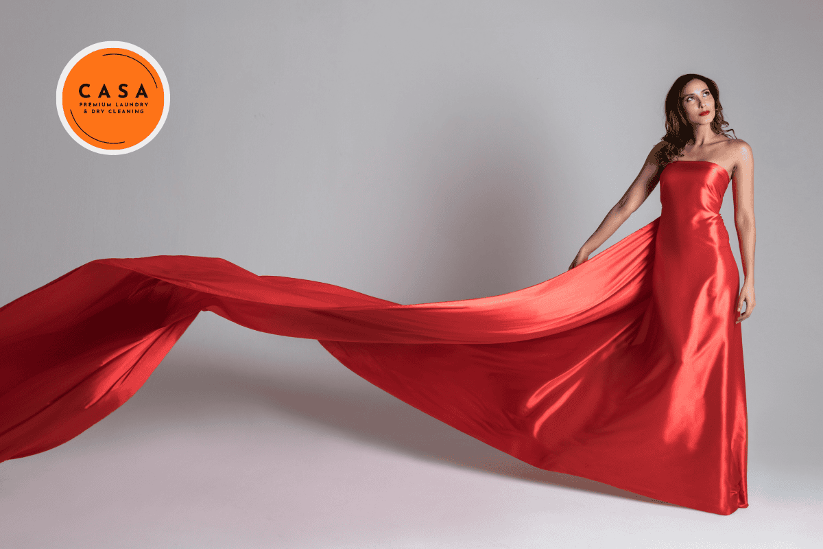 Đặt dịch vụ giặt ủi đầm dạ hội giá hấp dẫn 95k ngay hôm nay | Casa